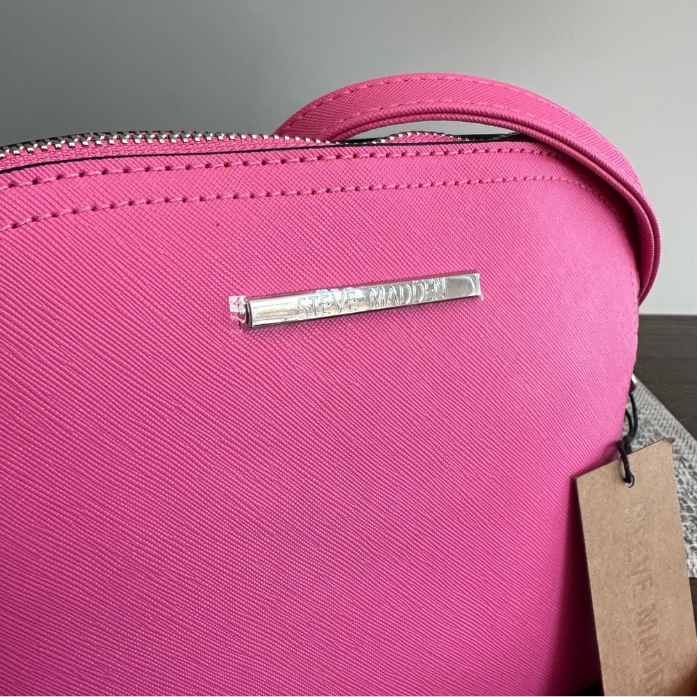New STEVE MADDEN Women’s BMAGGIE CROSSBODY Handbag Purse  BRIGHT PINK - Picture 4 of 6